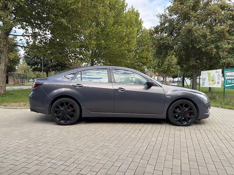 Mazda 6 2.5 Top Sport - fotka 13 z 31