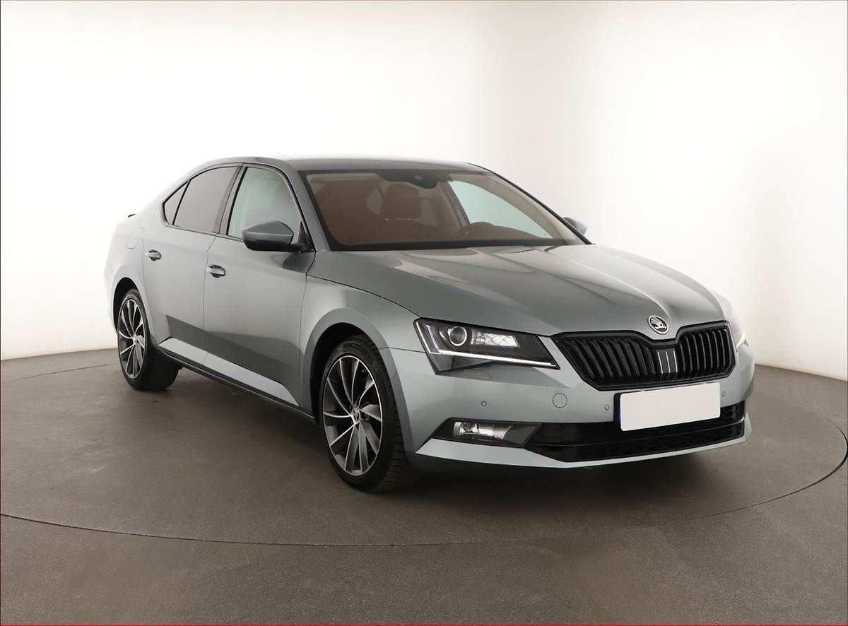 Škoda Superb 2.0 TDI, Navi, Bi-Xenony