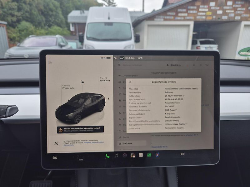 Tesla Model Y ZAMLUVENO ! 220kw TZ 92,5 % - fotka 35 z 48
