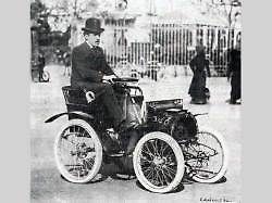 Louis Renault.