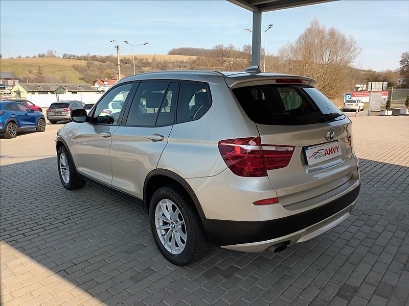 BMW X3 2,0 d,xDrive,KŮŽE,NAVI,TAŽNÉ - fotka 7 z 41