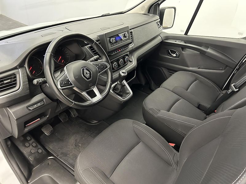 Renault Trafic 2.0 DCI L1H1 - fotka 7 z 21