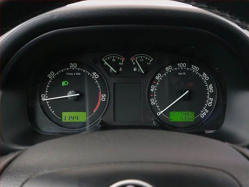 Škoda Octavia (2009) 1.9 TDI , nová STK, Tažné - fotka 8 z 11