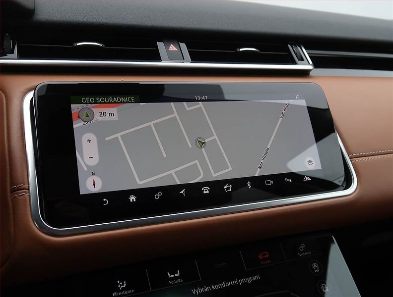 Land Rover Range Rover Velar (2017) D300 - fotka 17 z 20