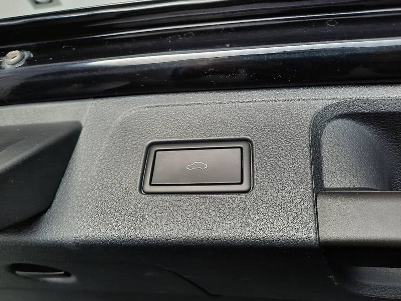 Volkswagen Passat Variant (2023) 2.0 TDI (110kW/150k) DSG, Busi - fotka 25 z 27