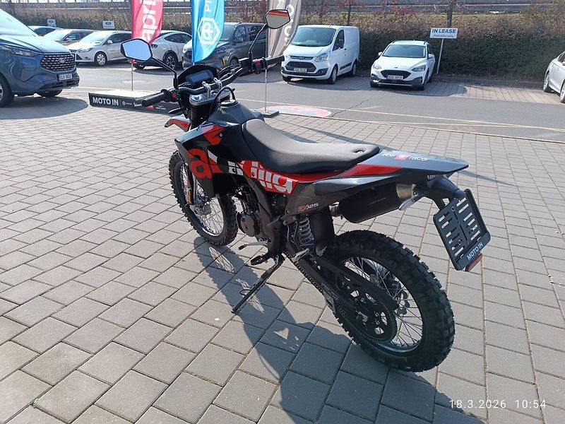 Aprilia RX 125 (2025) Varanus Black (sleva 16.000.-) - fotka 5 z 9