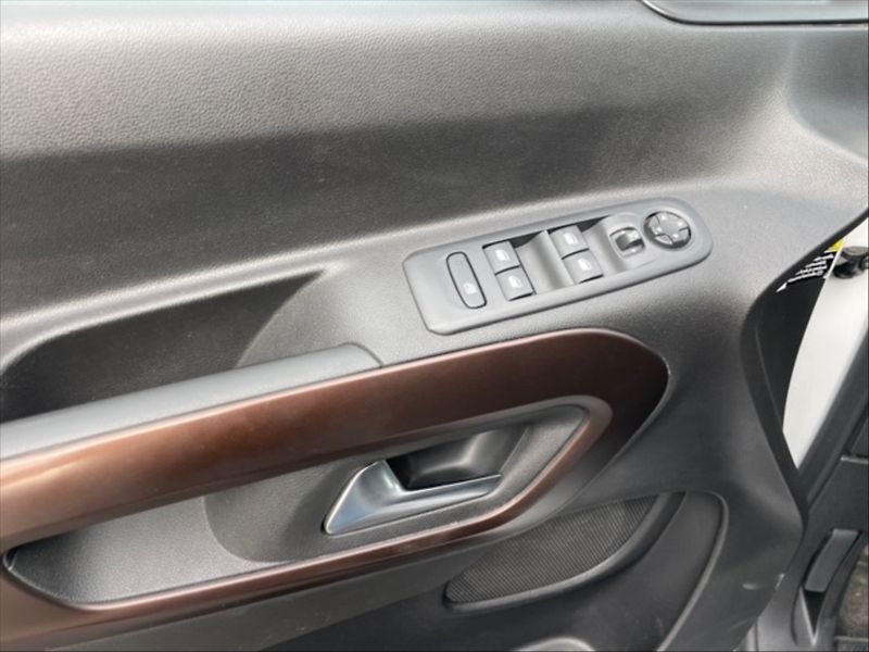 Peugeot Rifter 1,5 BHDi 130 GT Long - fotka 11 z 11