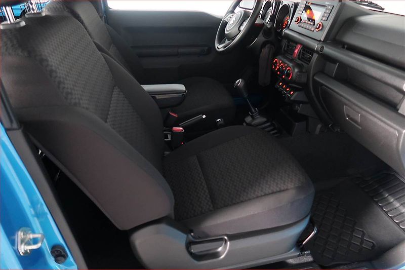 Suzuki Jimny (2021) 1.5 AllGrip - fotka 9 z 14