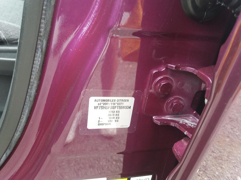 Citroën C3 Picasso 1.6VTi,1.MAJITEL,SERVI.KNÍŽKA! - fotka 20 z 26