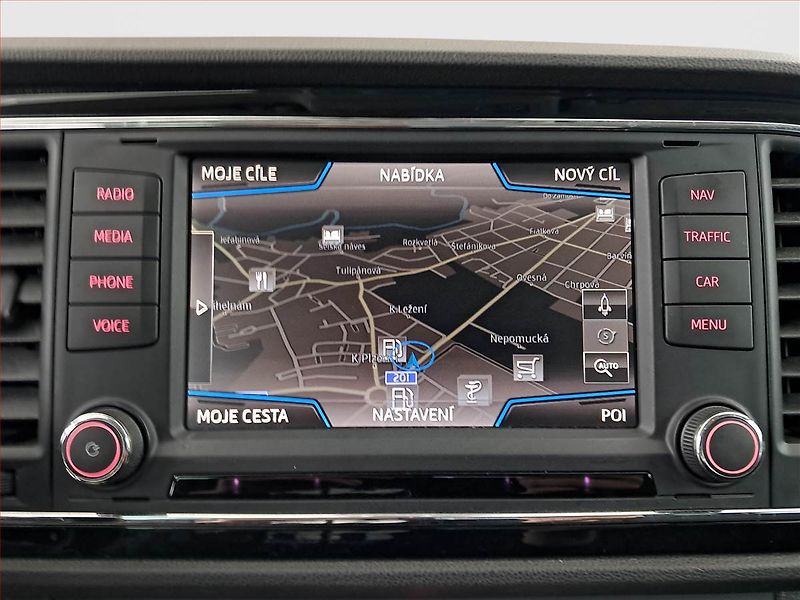 Seat Leon (2015) Comfort 1.6 TDI, Automat - fotka 17 z 19