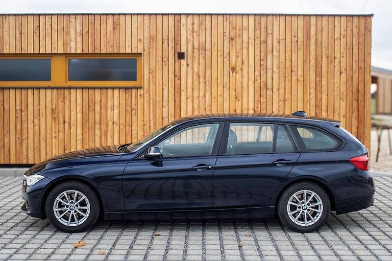 BMW Řada 3 - fotka 8 z 43
