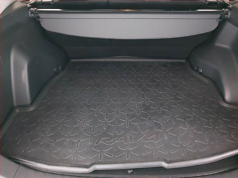 Toyota RAV4 (2022) 2.0 Valvematic - fotka 14 z 17