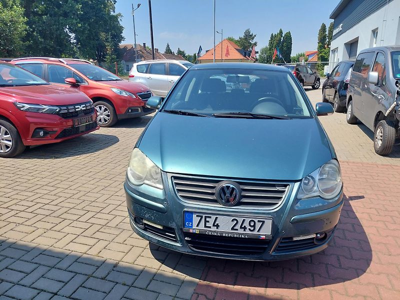 Volkswagen Polo (2006) 1,2-40kW - fotka 2 z 8