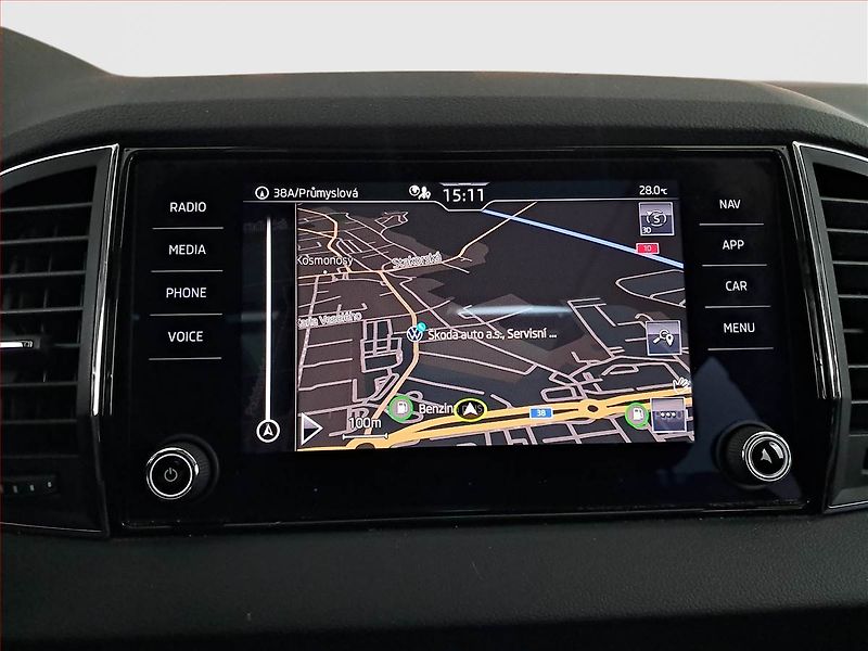 Škoda Karoq (2021) 1.5 TSI - fotka 13 z 21