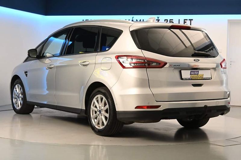 Ford S-MAX (2023) 2.5 140 KW FHEV Tažné Kamera D - fotka 7 z 31