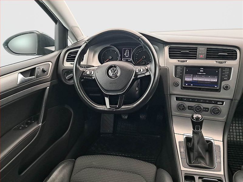 Volkswagen Golf (2017) 1.6 TDI, Serv.kniha, Xenony - fotka 7 z 19