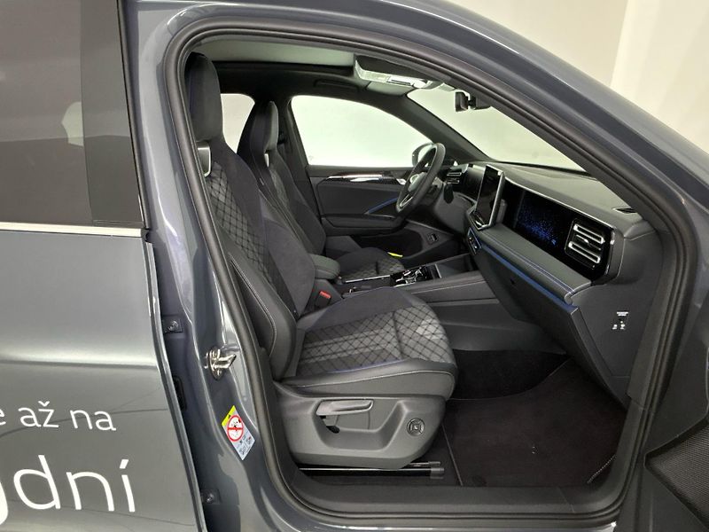 Volkswagen Tiguan (2025) R-Line People - fotka 9 z 29