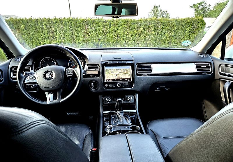 Volkswagen Touareg (2011) 3.0TDI, NOVÉ ROZVODY, TOP STAV - fotka 9 z 14