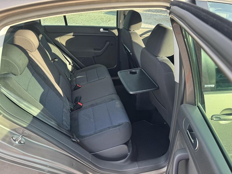 Volkswagen Golf Plus (2011) 1.4TSi,DSG,NOVÉ ROZVODY - fotka 30 z 43
