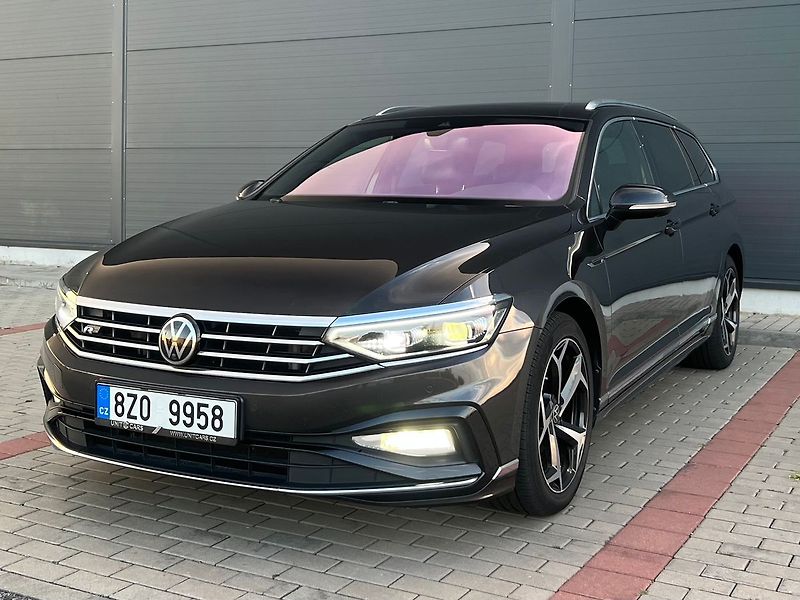 Volkswagen Passat - fotka 1 z 50