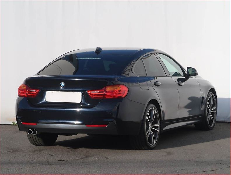 BMW Řada 4 (2015) M Paket 420d xDrive, 4X4 - fotka 5 z 22