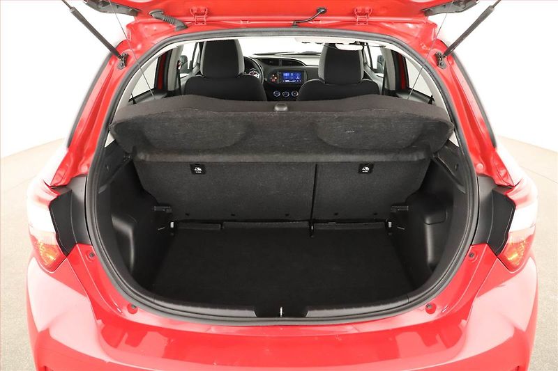 Toyota Yaris (2020) Y20 1.5 Dual VVT-i, ČR,1.maj - fotka 12 z 13