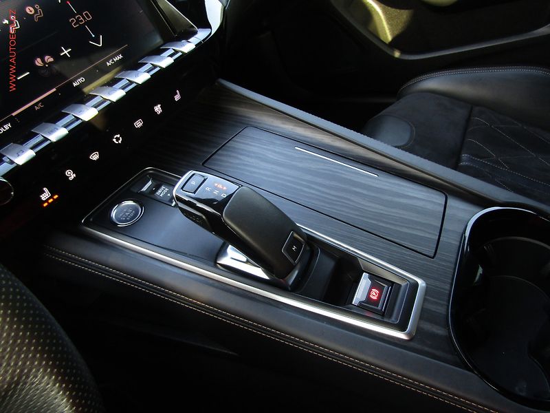 Peugeot 508 (2019) 2.0 HDi, ČR, GT, navi - fotka 13 z 20