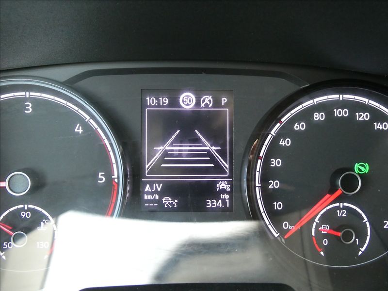Volkswagen Multivan 2,0 TDi110kW 1.majitel,DSG,4x4 - fotka 36 z 44