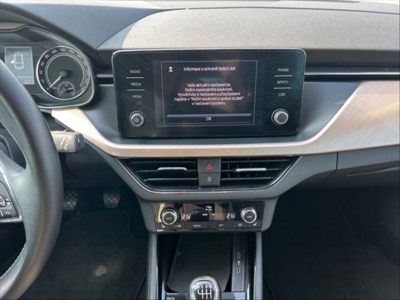 Škoda Scala 1,0 TSI 81 Style - fotka 10 z 11