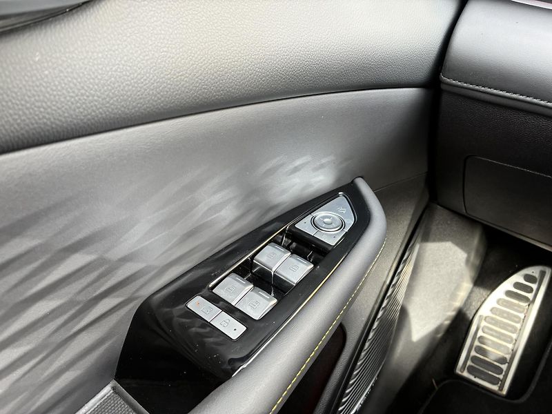 BAIC X55 1.5T 130kW 7DCT ALL IN - fotka 14 z 25