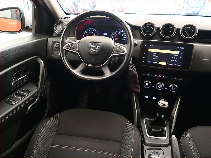 Dacia Duster (2022) 1.3 TCe, 4X4, Navi, Tempomat - fotka 7 z 17