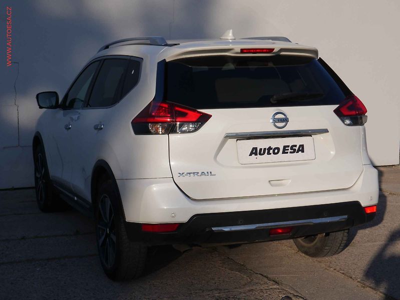 Nissan X-Trail (2017) 2.0 dCi 4x4, ČR, AT, LED - fotka 4 z 18