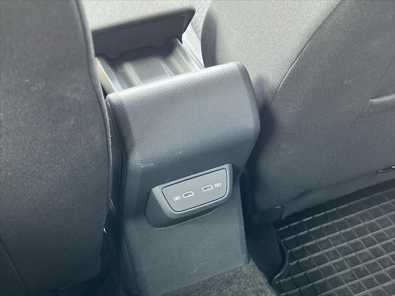 Volkswagen Taigo 1,0 TSi 85 kW 7DSG PEOPLE - fotka 21 z 26