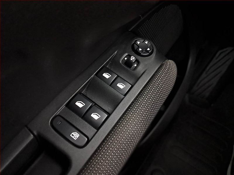 Citroën C3 Aircross (2021) 1.2 PureTech, Serv.kniha - fotka 18 z 18