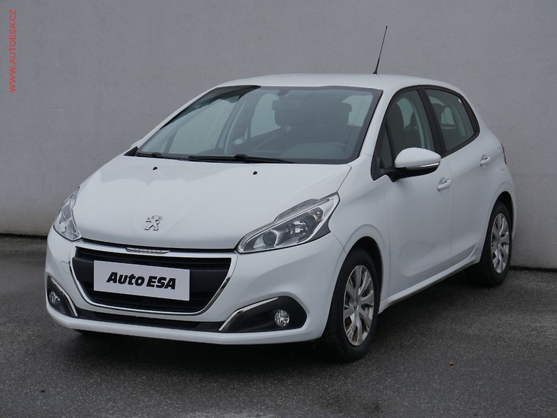 Peugeot 208 (2015) 1.2 PT, ČR, AC, tempo - fotka 3 z 19