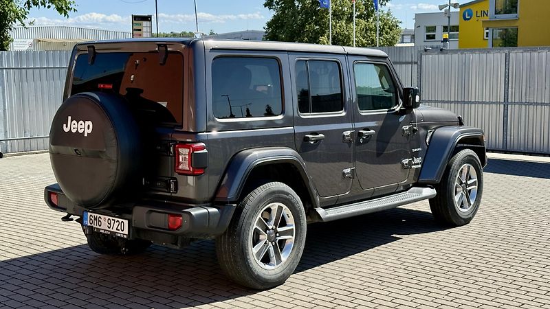 Jeep Wrangler 2.2CRDi*147kW*SAHARA*LIMITED* - fotka 4 z 17
