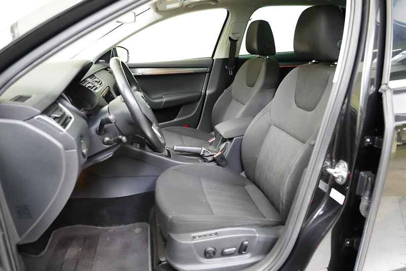 Škoda Octavia - fotka 11 z 30