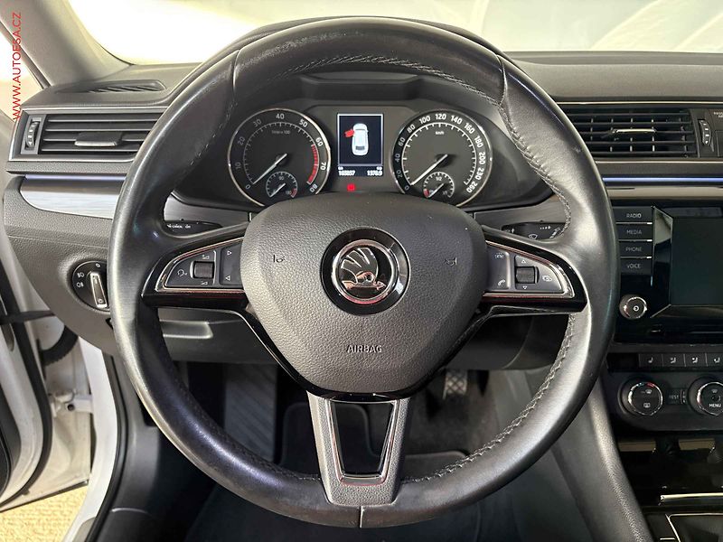 Škoda Superb (2016) 1.8TSi, ČR, Style, bixen - fotka 17 z 18