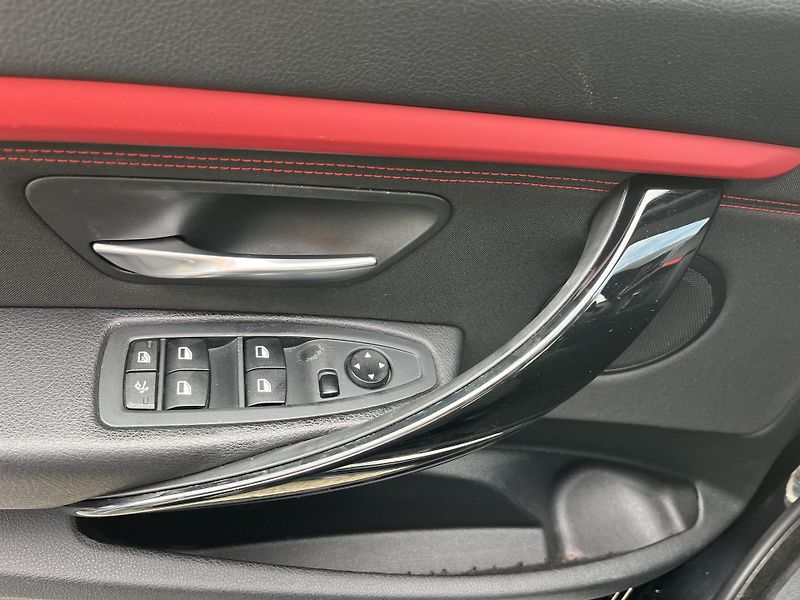 BMW Řada 3 (2014) 318D GRAN TURISMO, 105 KW  - fotka 15 z 21