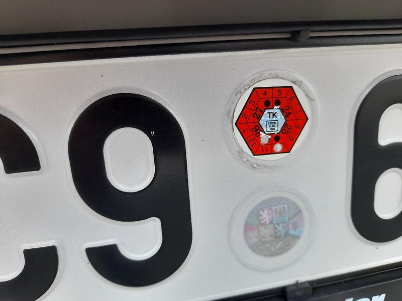 Citroën C3 (2020) 1,2 PureTech 82k NAVIGACE - fotka 23 z 38