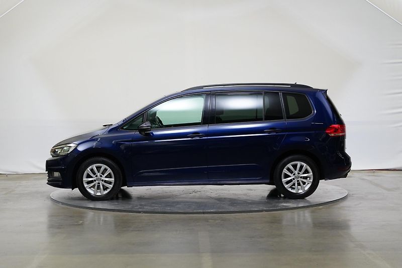 Volkswagen Touran - fotka 3 z 29