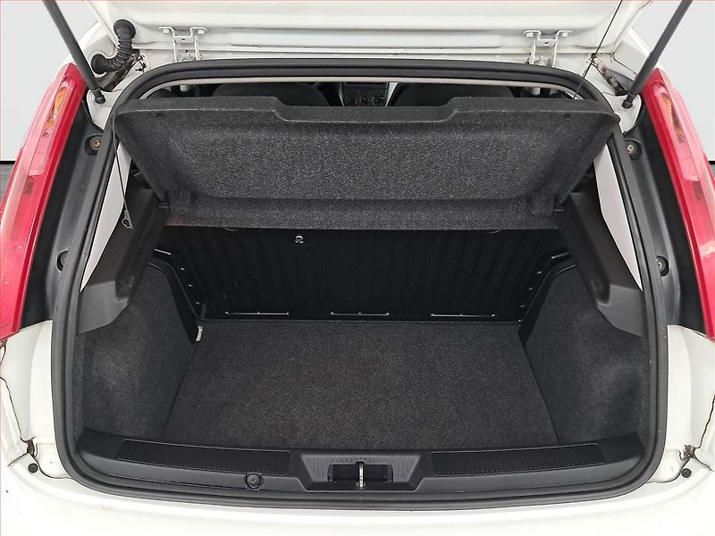 Fiat Punto (2010) 1.2, ČR,1.maj, nová STK - fotka 14 z 14