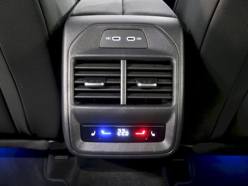 Škoda Superb (2025) SPORTLINE 2.0TSI 195KW 4x4 DSG - fotka 46 z 50