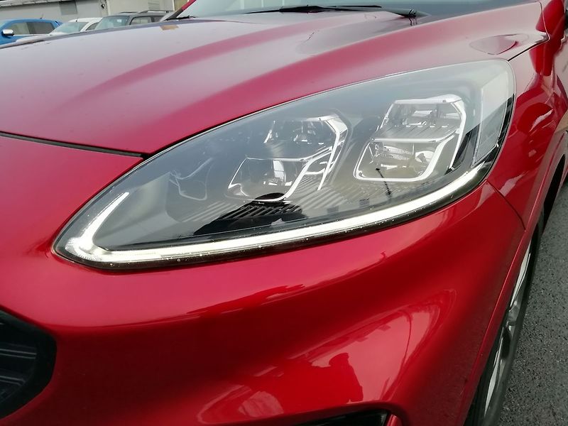 Ford Kuga 2,5 HEV FWD CVT ST-Line X - fotka 19 z 20
