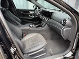 Mercedes-Benz Třídy E TOP / AMG 4matic/v zimě nejeté - náhled 21