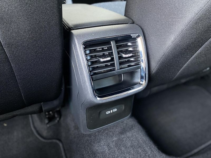 Škoda Octavia Combi 1,0 TSI 81 kW Style DSG - fotka 22 z 27