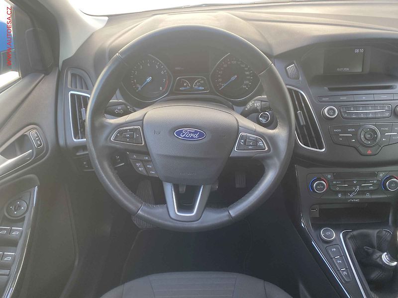 Ford Focus (2016) 1.0 EB, ČR, Titanium - fotka 11 z 16