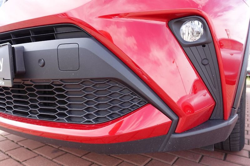 Toyota C-HR 1.8HSD - 1 CVT Style - fotka 30 z 32