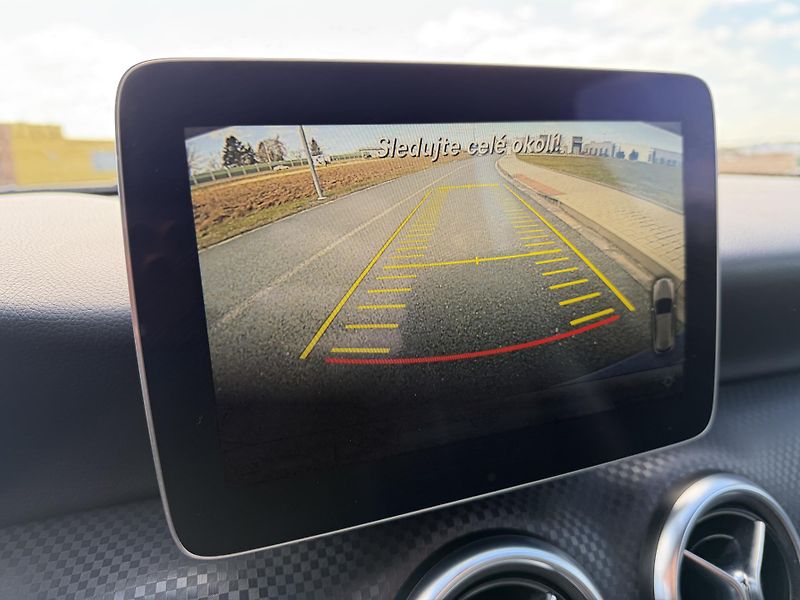 Mercedes-Benz Třídy A 180i LED NAVI KAMERA SERVISKA - fotka 24 z 40