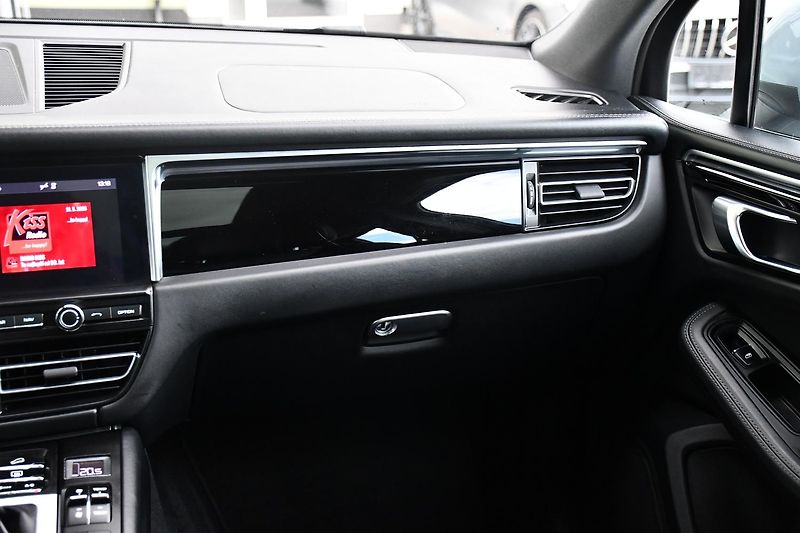 Porsche Macan S 3.0V6 260kW PANO - fotka 8 z 39